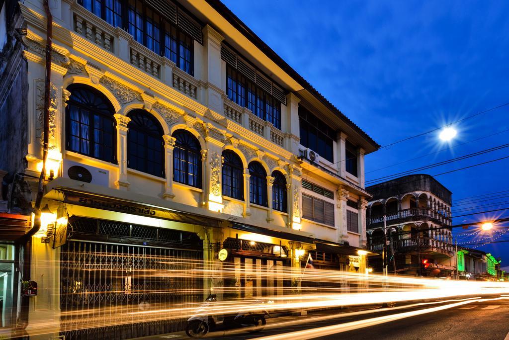 เดอะ รมณีย์ คลาสสิค เกสท์เฮาส์ Hotel Phuket ภายนอก รูปภาพ